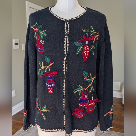 Tabi International Sweaters - Vintage Tabi Women's Christmas Holiday Cardigan Sweater Embroidered Size M